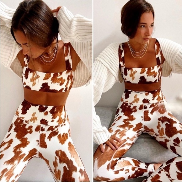 WeWoreWhat Active High Waist Legging Cowhide - Picture 3 of 15